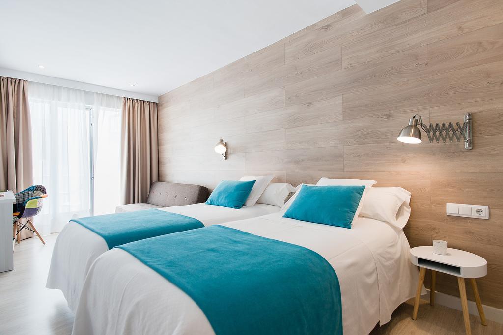 Hostal Menurka Ciutadella  Eksteriør billede